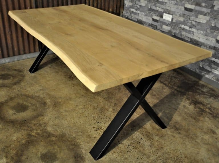 Eikenhouten tafel met smalle Xpoot 200x100cm Vintable